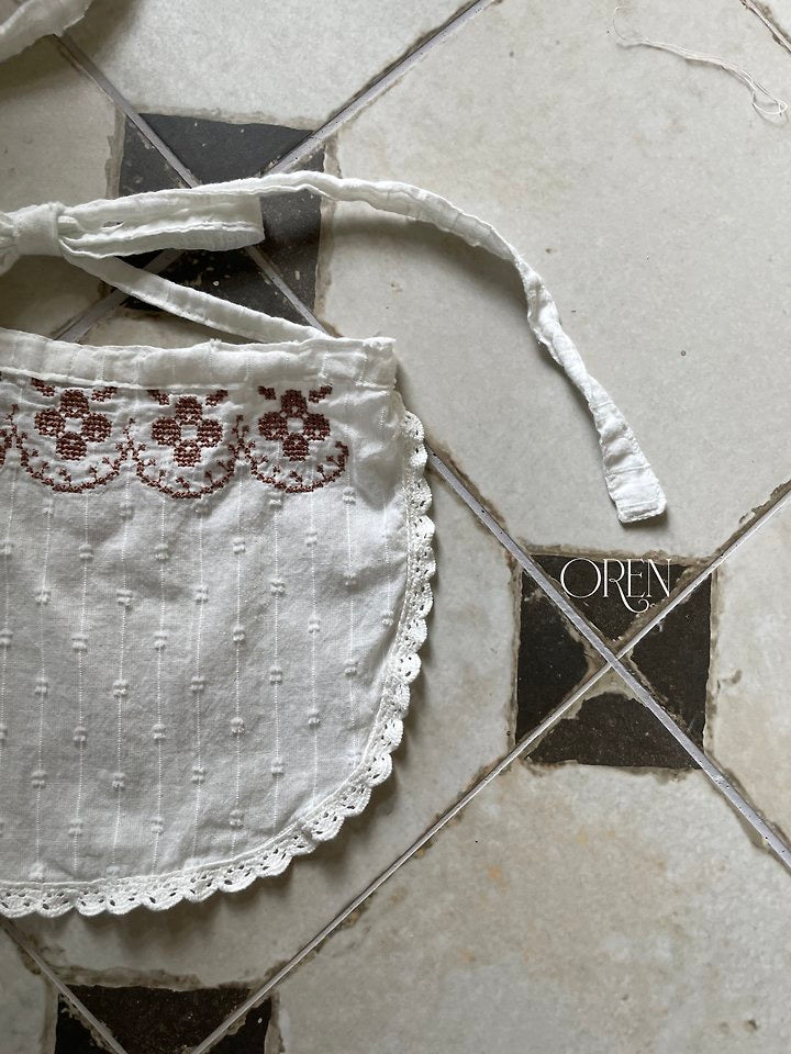 Enzo Embroidery Apron- OREN /2- 37