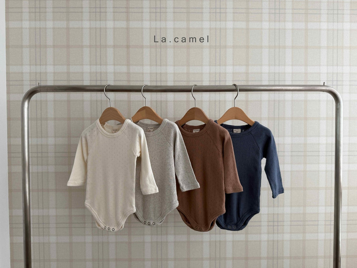 Vanilla Suit-la.camel-23