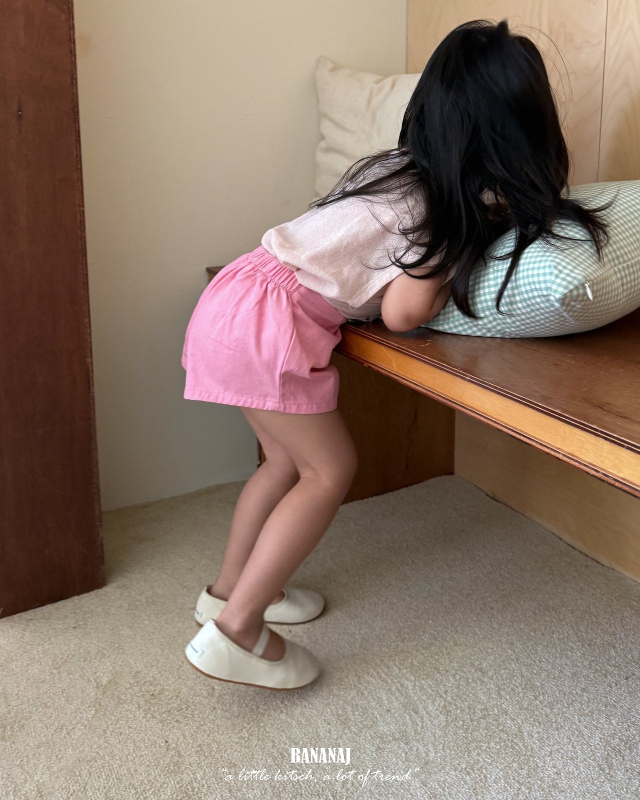 Amy Shorts-banana.j-2-15
