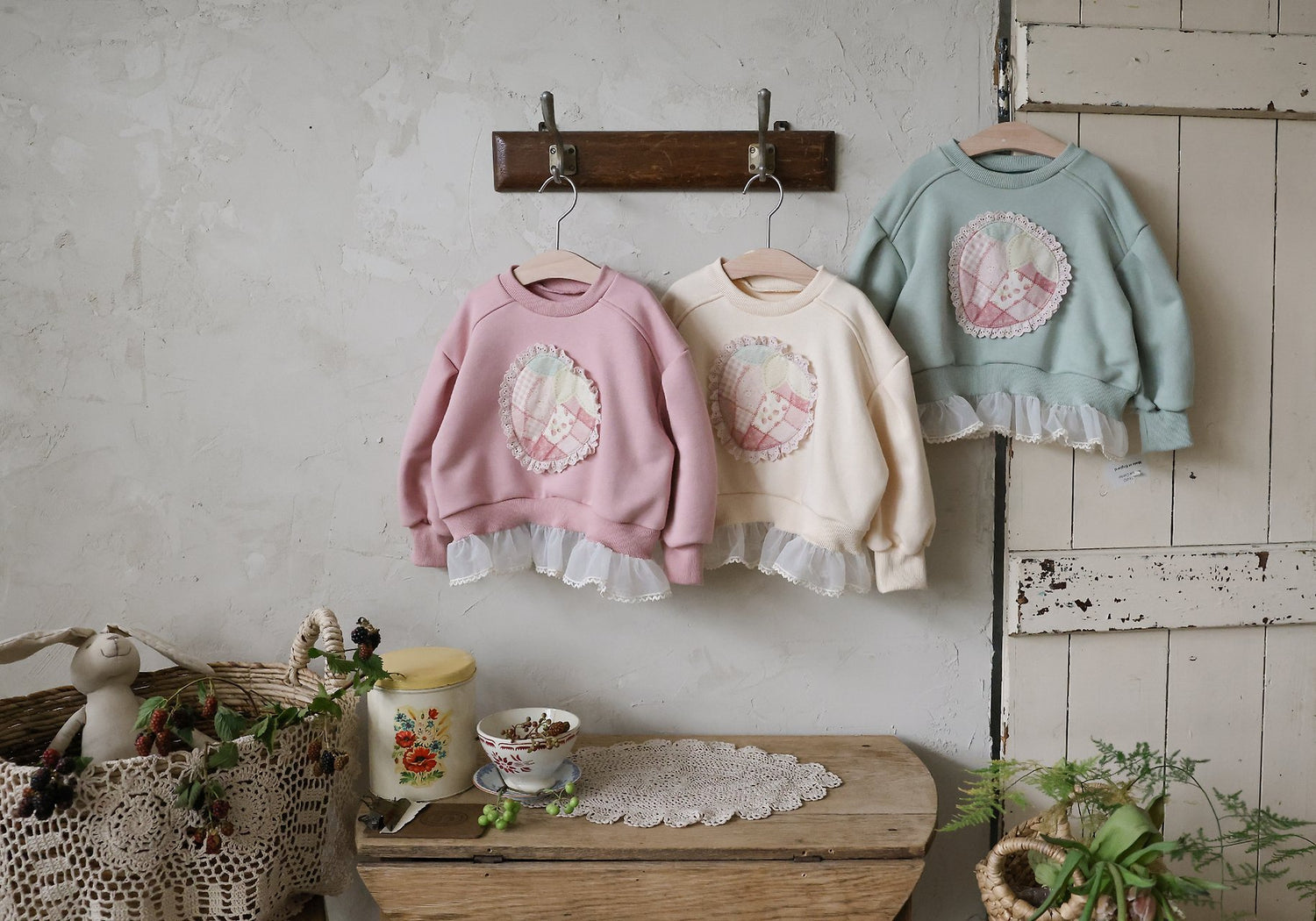 Dalkom Sweatshirt-FLO-28