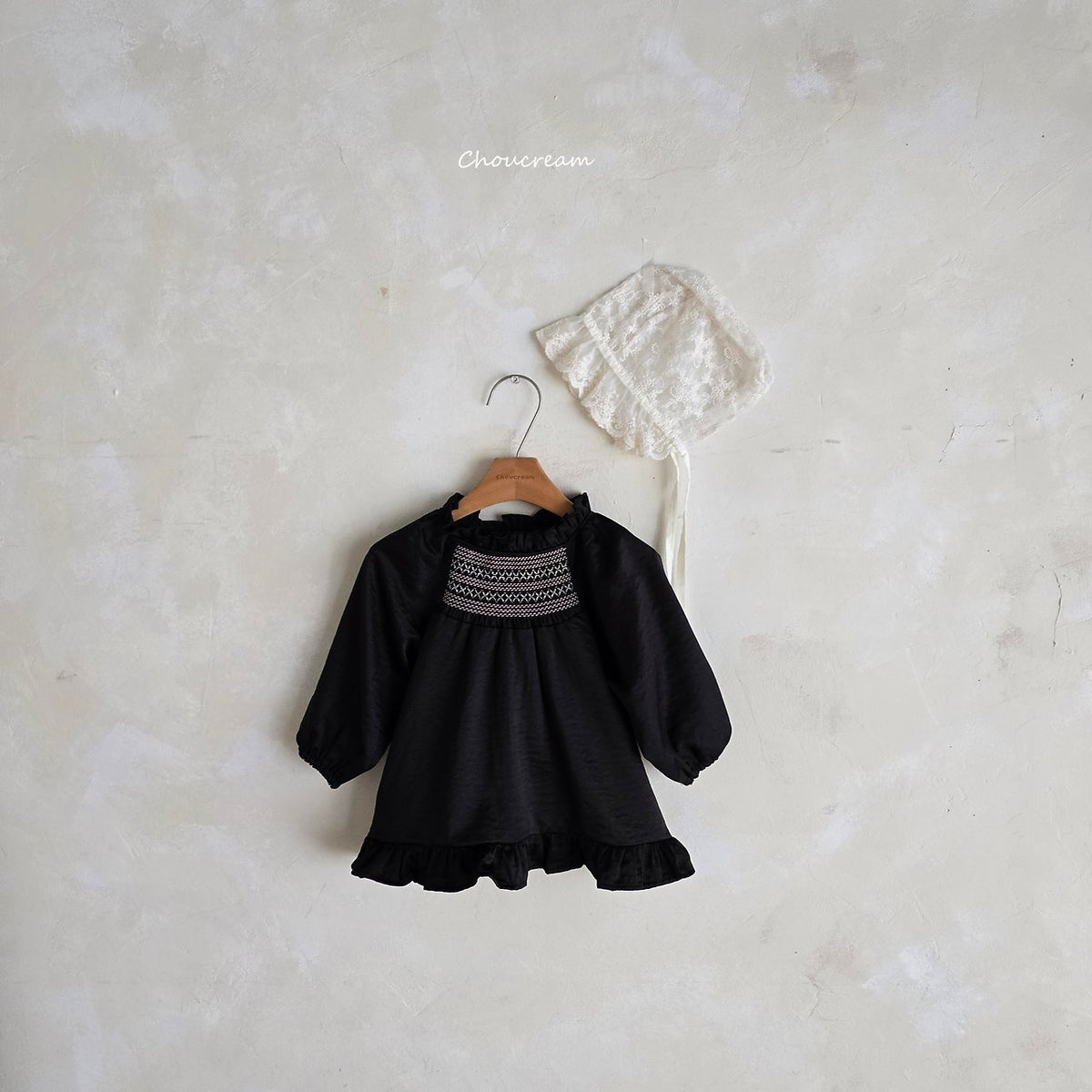 Smocked Dress-CHOUCREAM-27