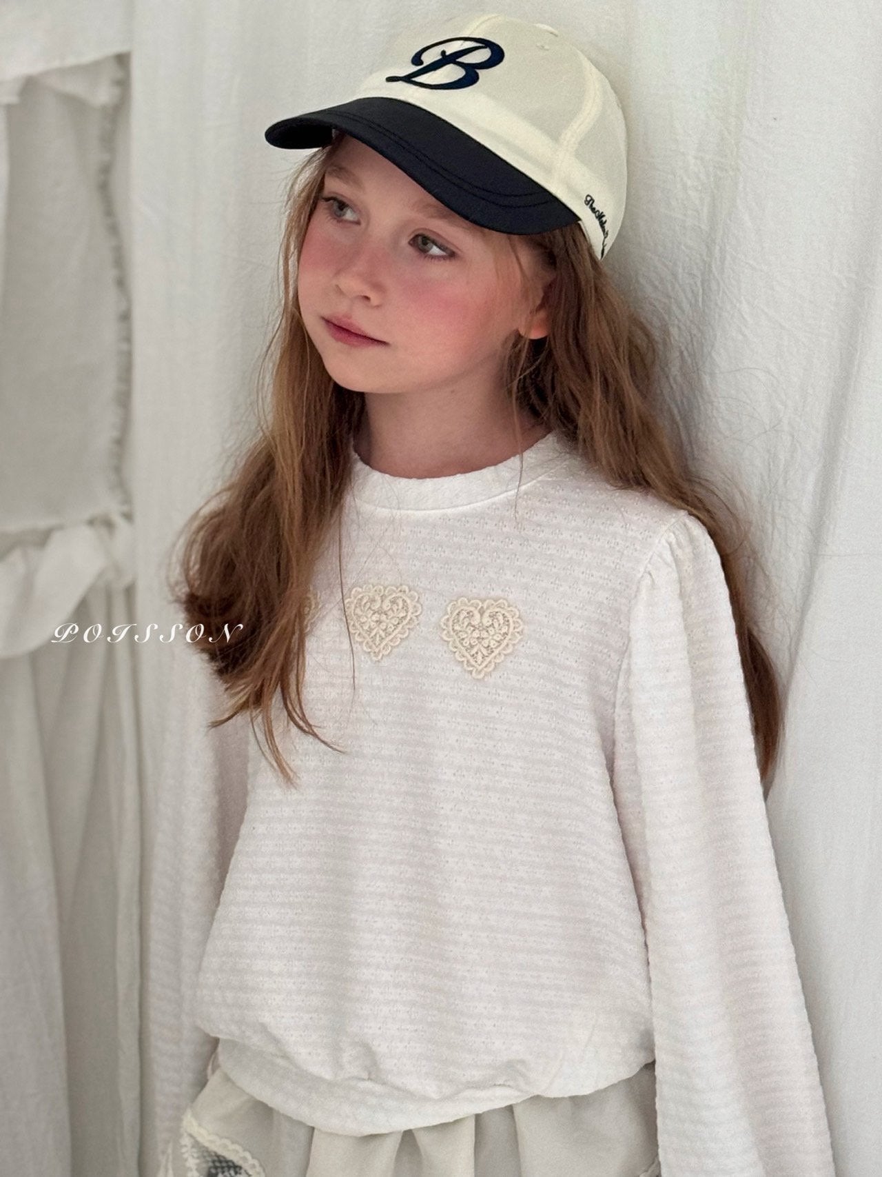 Heart Appliqué Sweatshirt-POISSON-4