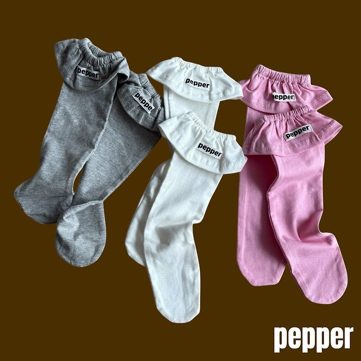 Frill Knee Socks-pepper-33