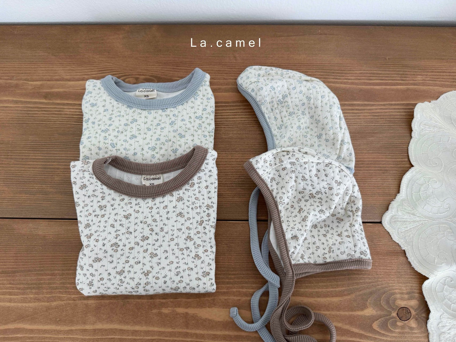 Mia Hat-la.camel-13