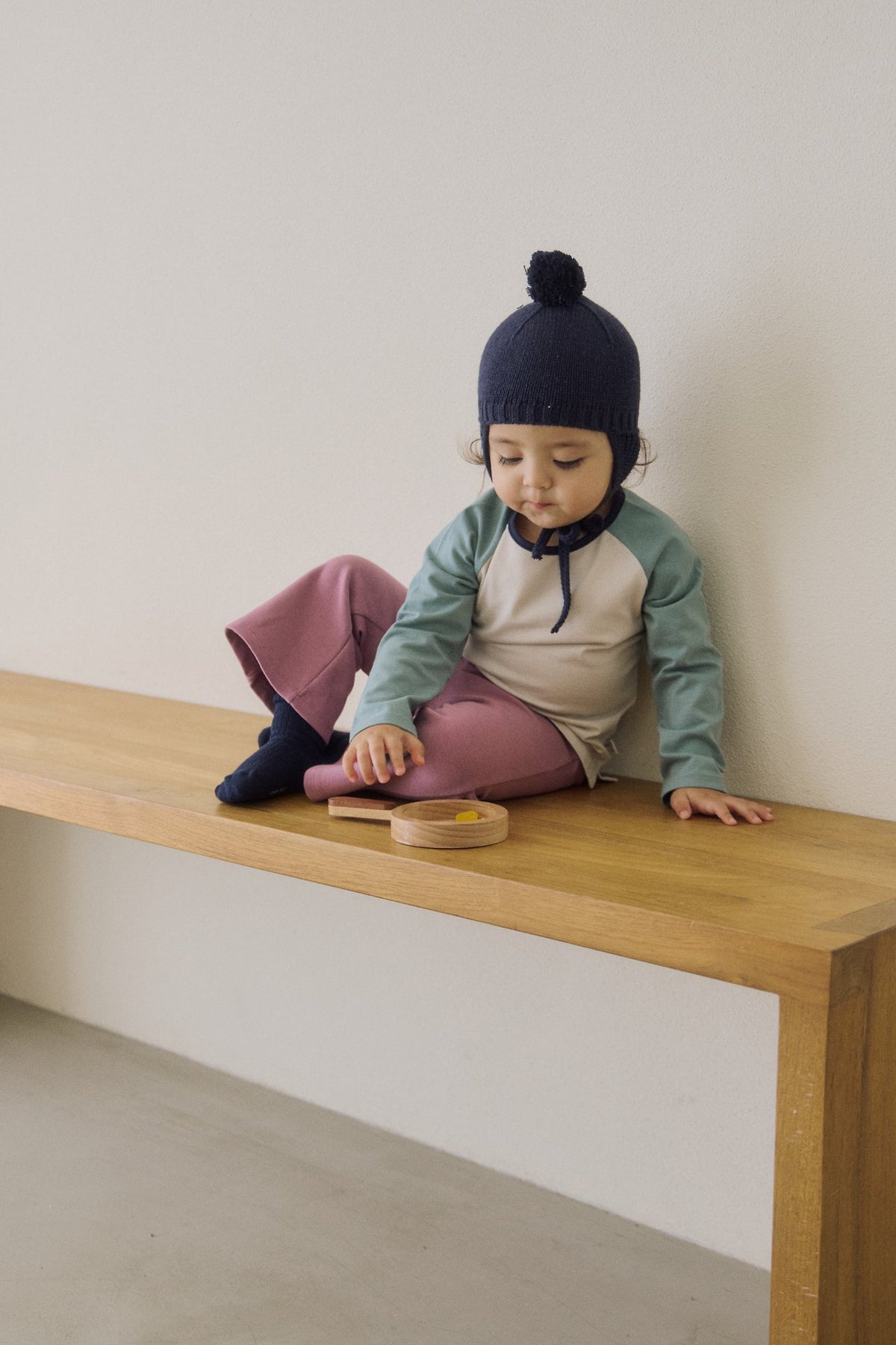 Bebe Shy Raglan T-soyebaby-5