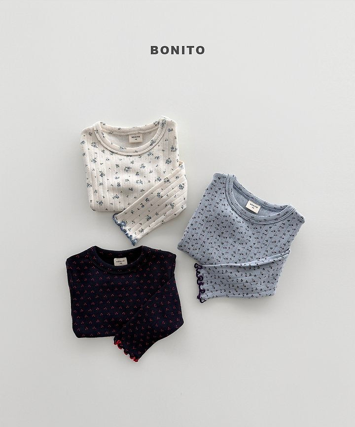 Eyelet Floral Tee - BONITO - 007