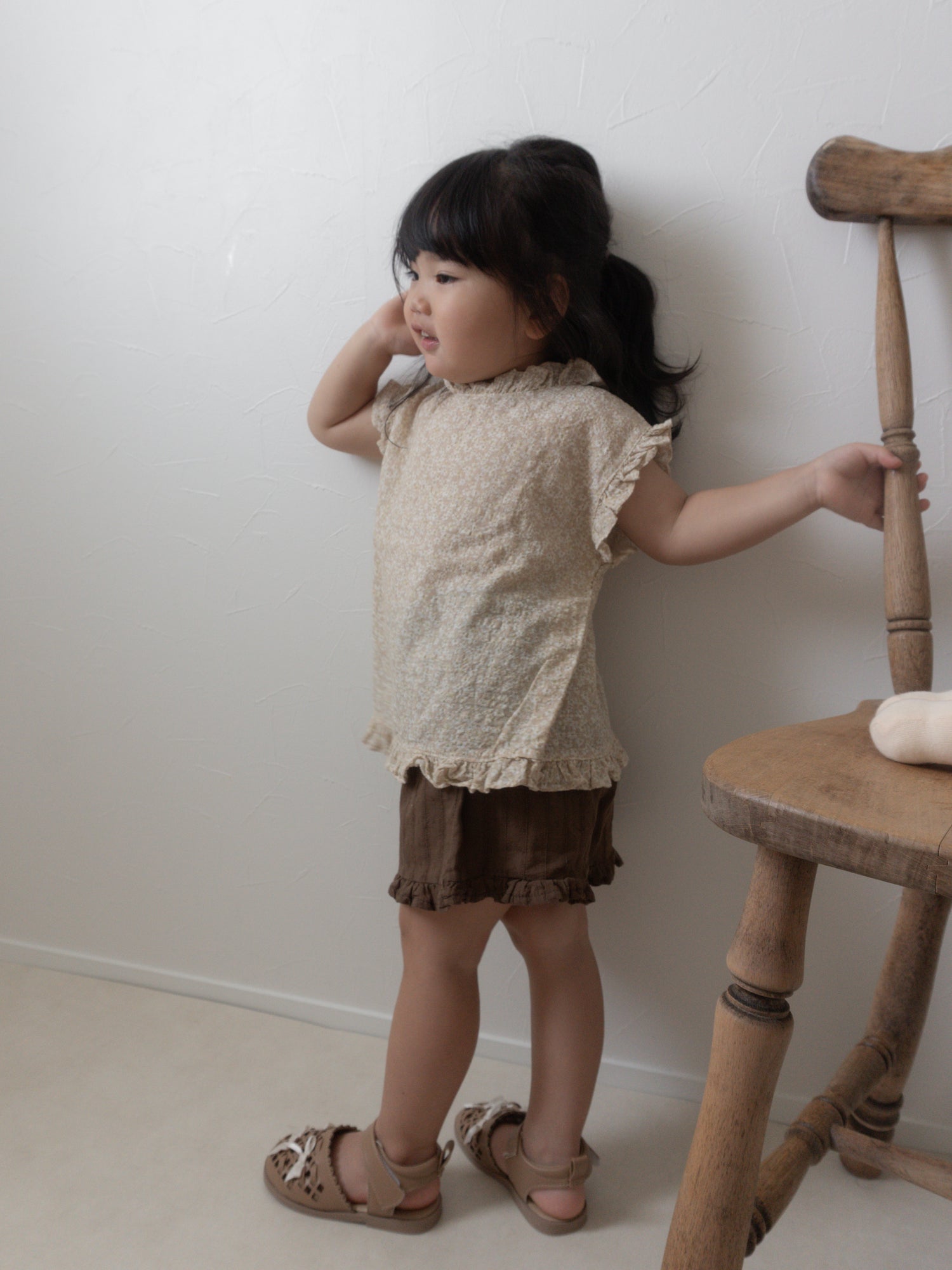 Line Frill Sleeveless Top-mimimarket-2-9