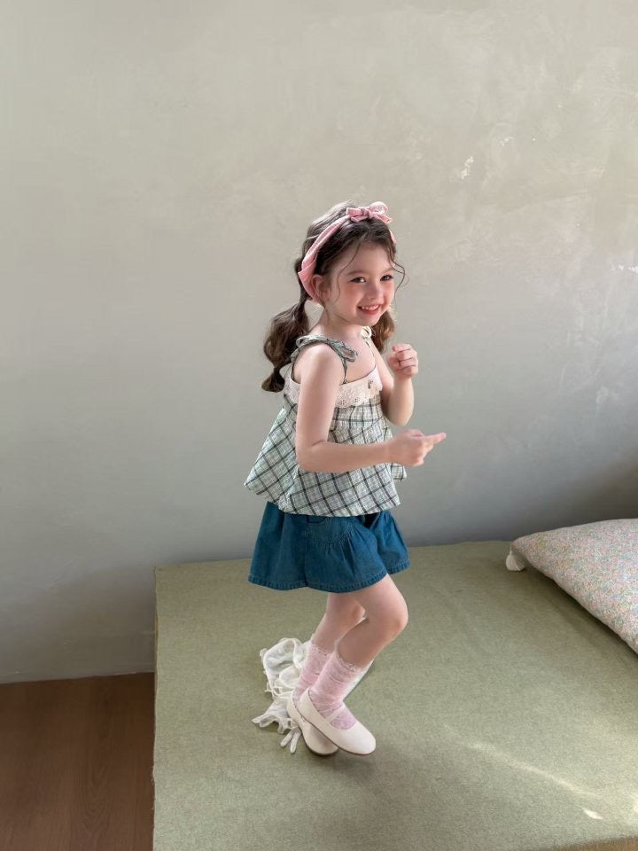 morin check sleeveless top / aiai-108