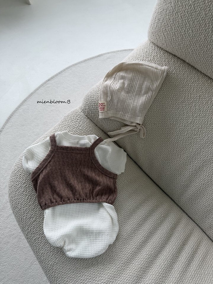 modal bonnet-mienbloom.B-53