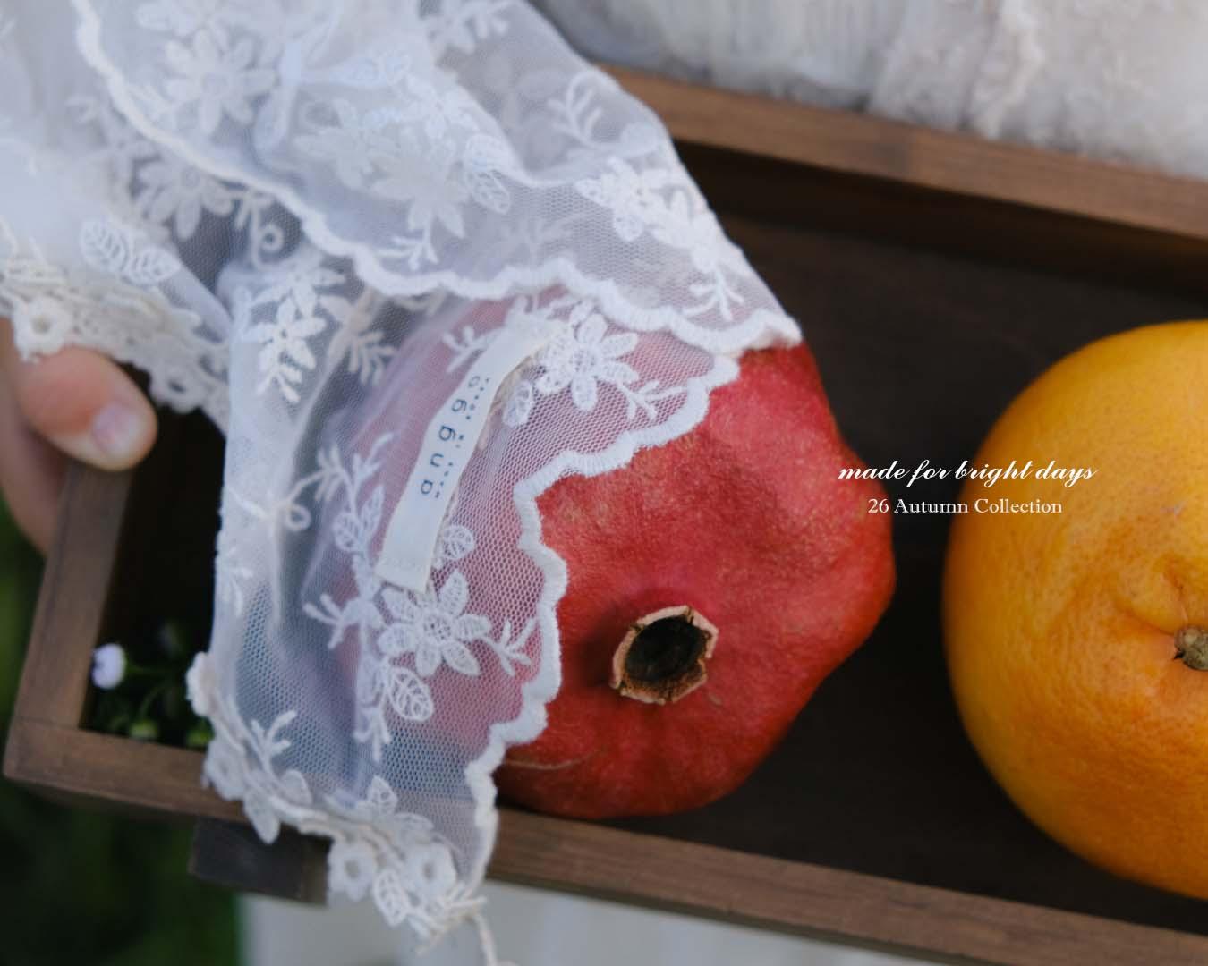 Eyelet Lace Muffler-anggo-32