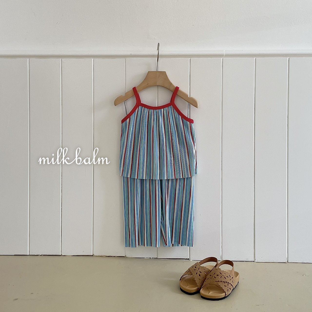 Coachella Pleats Set-up-milkbalm-2-7