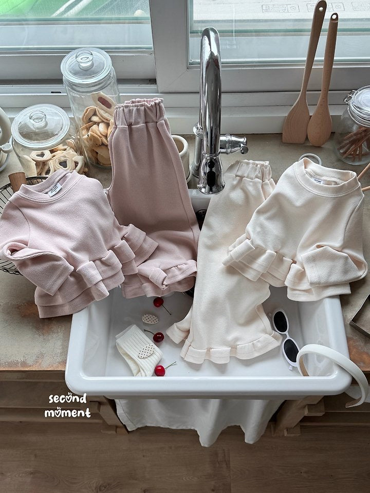 Frill Tiered Set-second moment-16