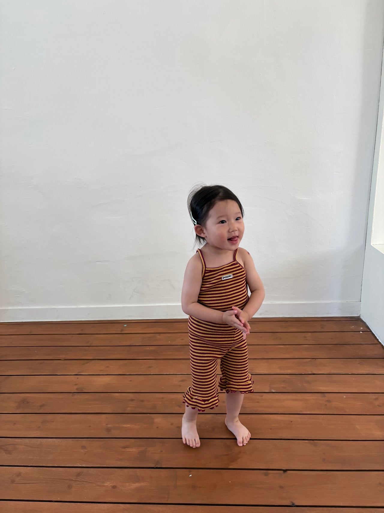 Melon Frill Leggings-pepper-2-4