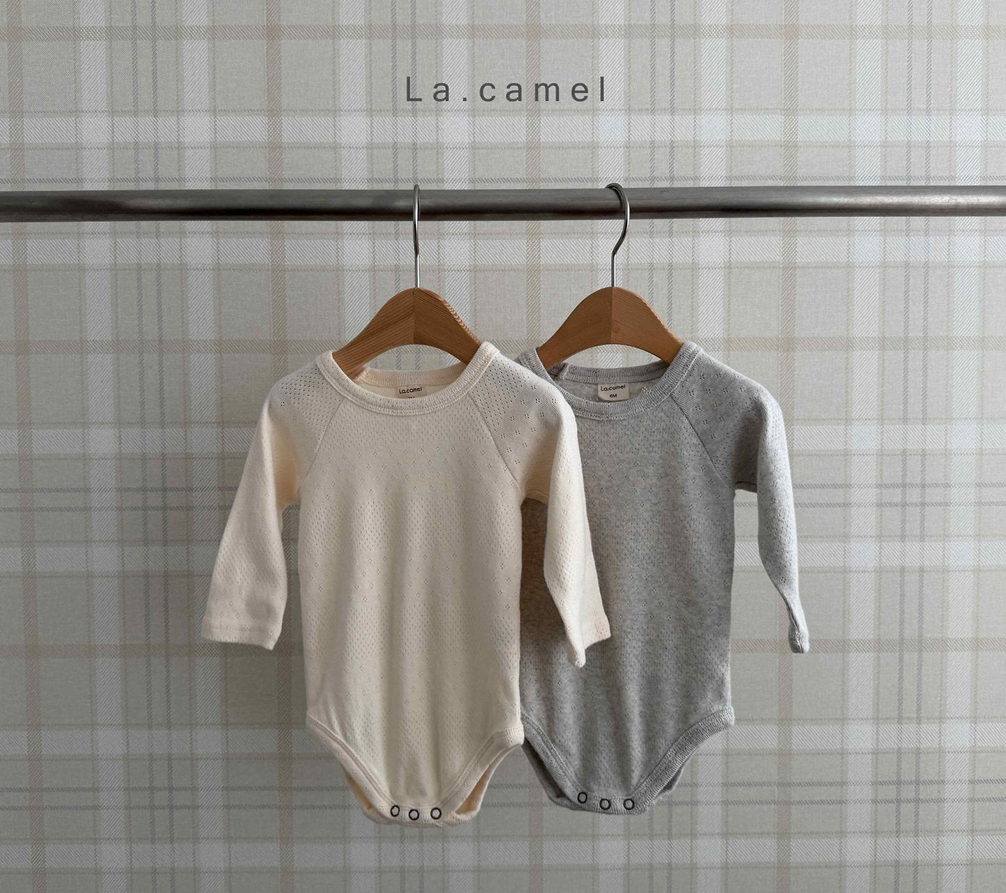 New Eyelet Suit-la.camel-2