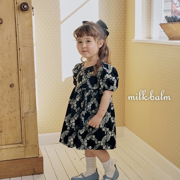 rosa embroidery onepiece-milkbalm-9