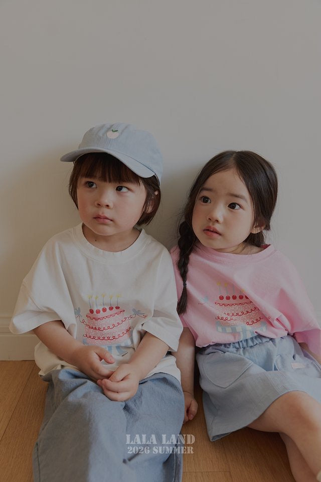 cake tee-lalaland-27
