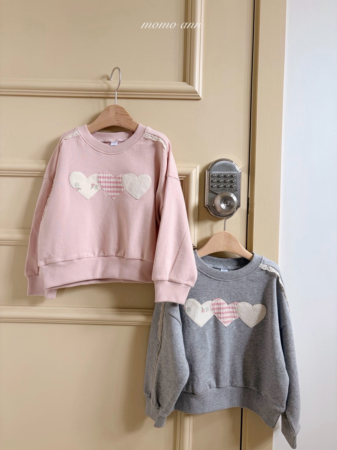 Art Patch Sweatshirt-momoann-22