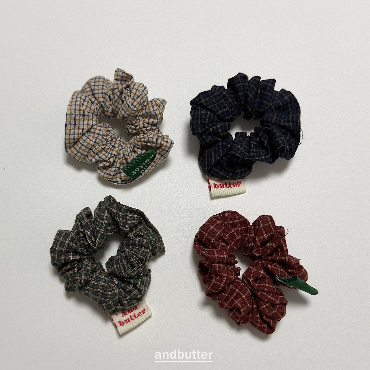 Classic Scrunchie-and butter-40