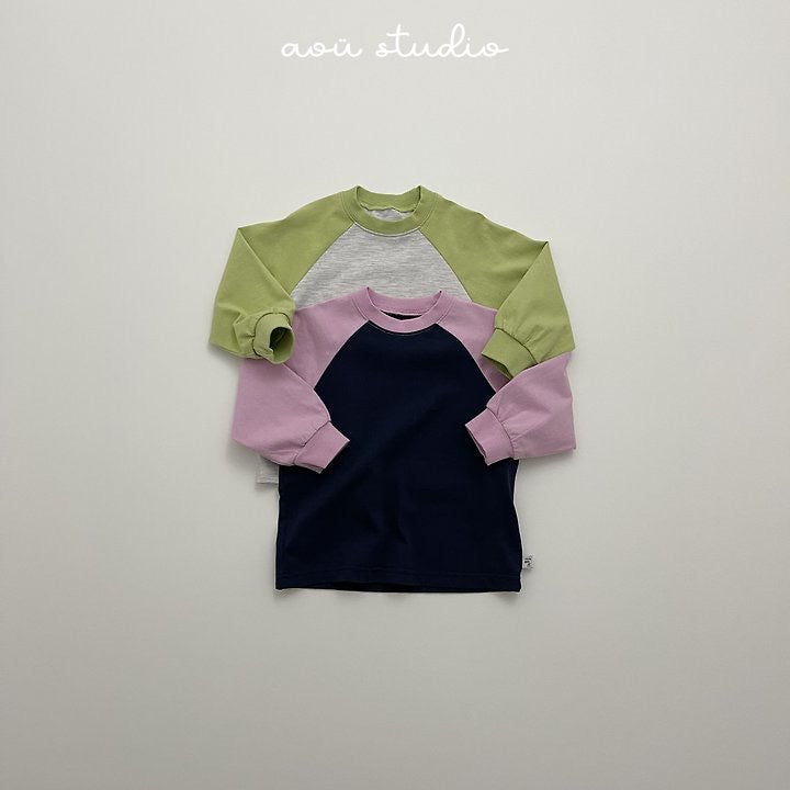 Steady Raglan T-aoü studio-13