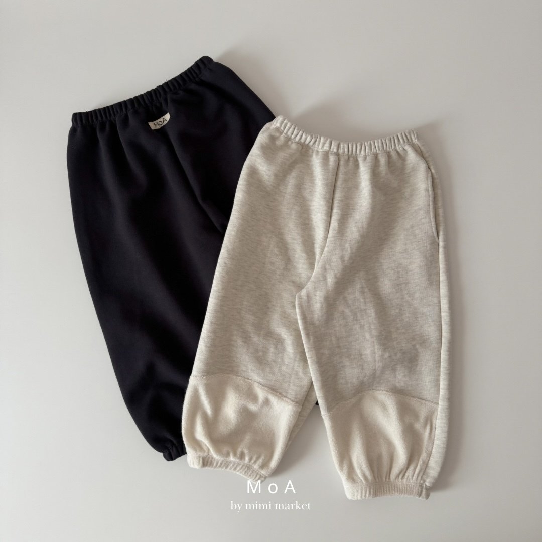 Cream Pants-MoA-08