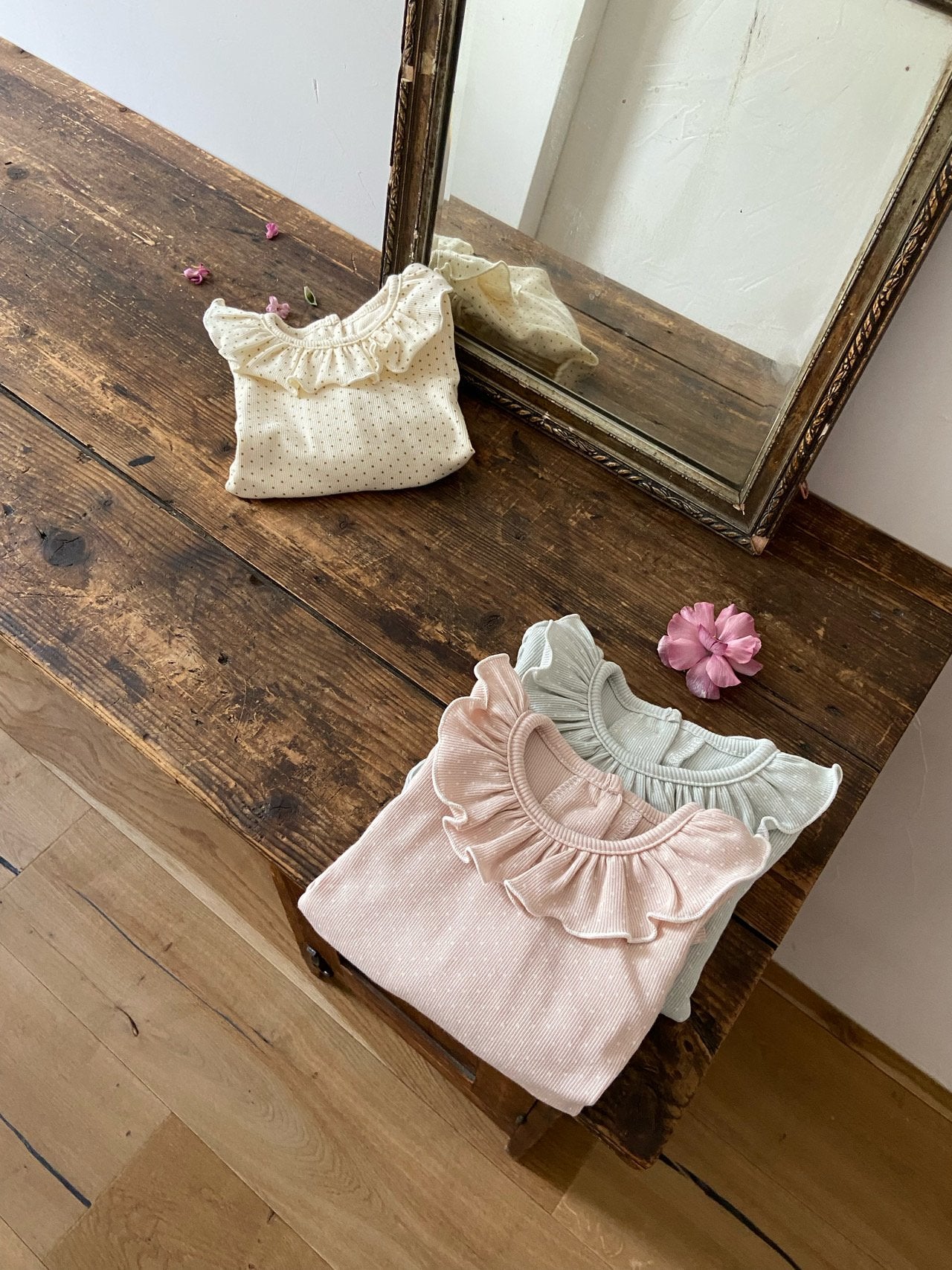 Gracie Frill Dot T-shirt-anneshirley-27