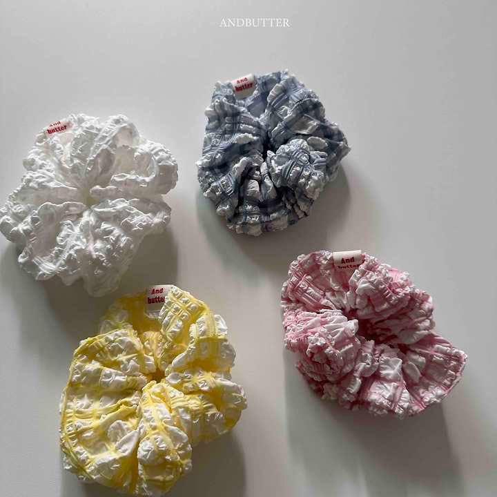 Rustling Check Hair Scrunchie-and butter-5