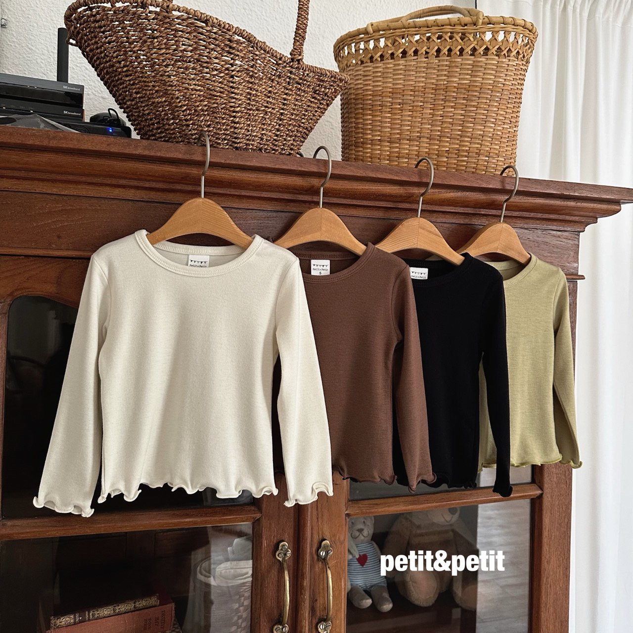 Soft Plain T-Shirt-petit petit-38