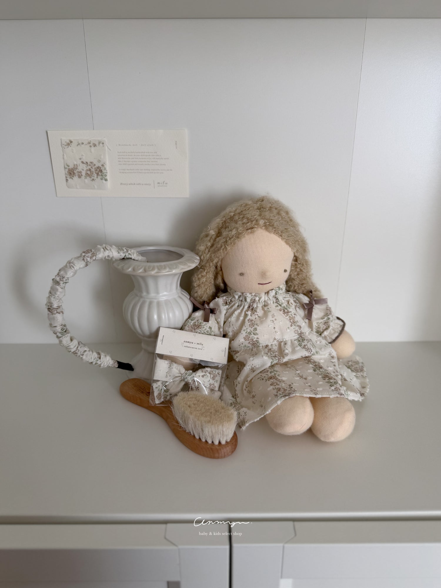 ｜即納｜vello ruffle doll ops milu collabo
