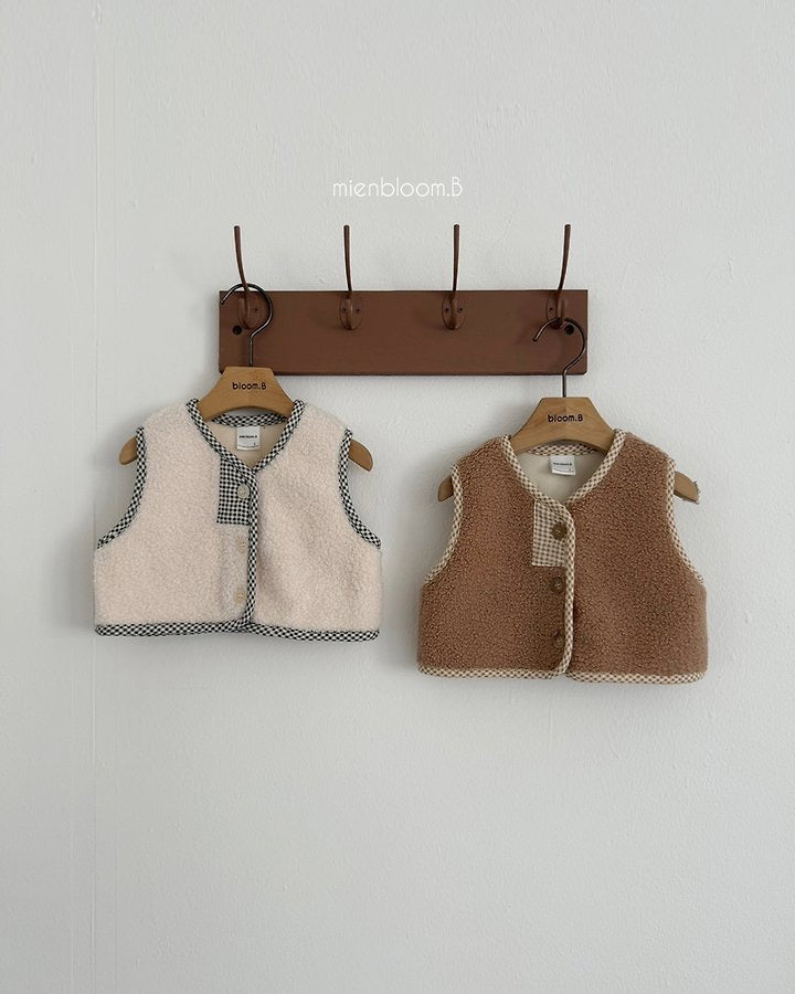 Boucle Vest-mienbloom.B-44
