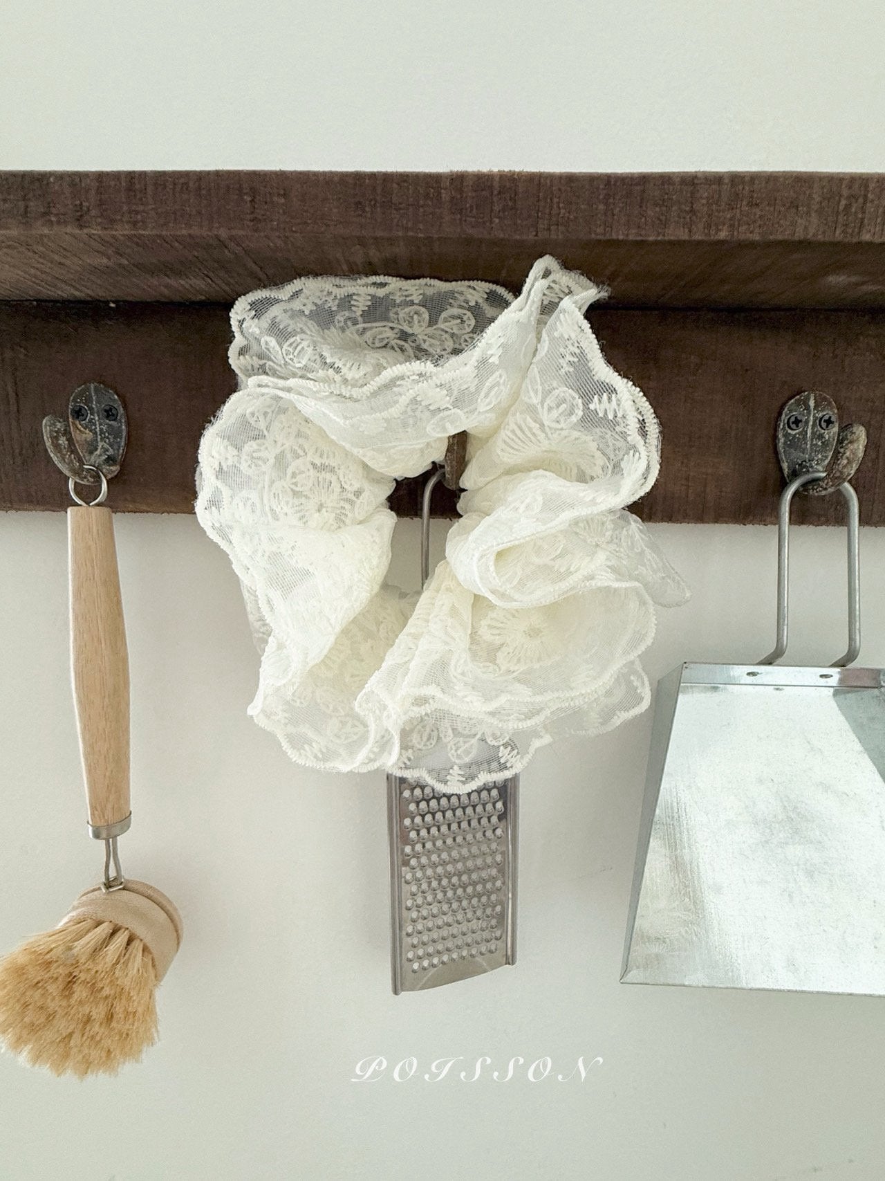 Bloom Lace Scrunchie-POISSON-20