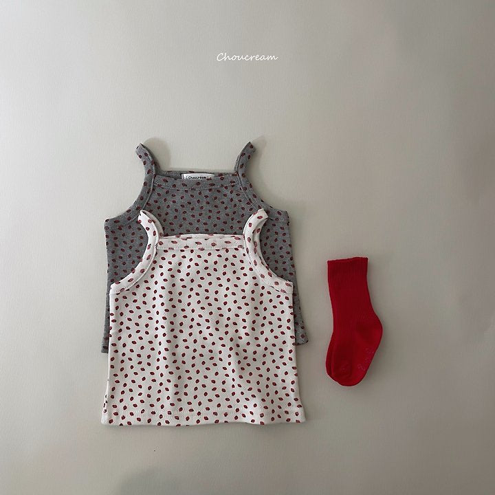 Strawberry Sleeveless T-shirt-choucream-31