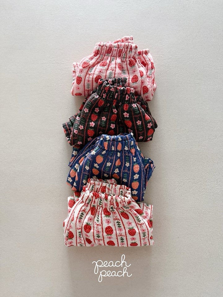 Strawberry Bloomers-peach peach-15