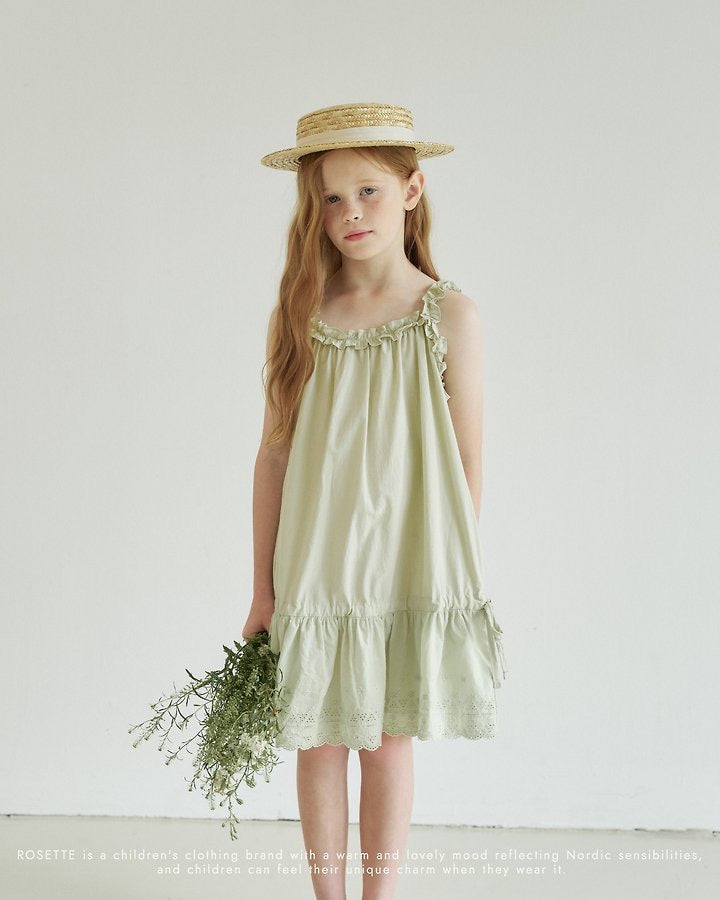 Page Dress-rosette-2-10