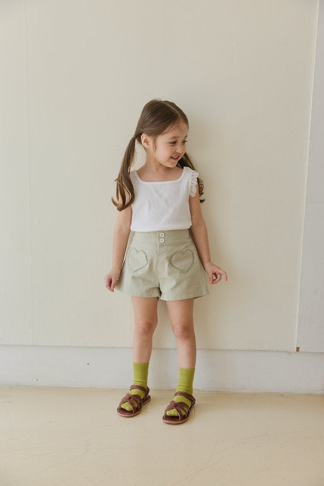 Eyelet Sleeveless Top-monatelier-2-15