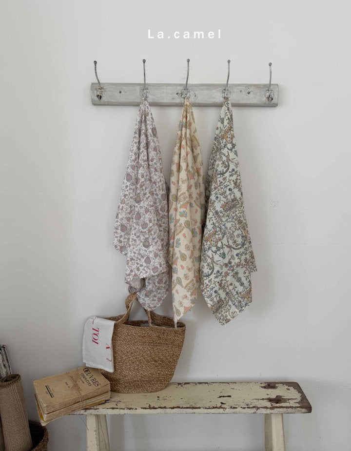 blanket- lacamel - 2