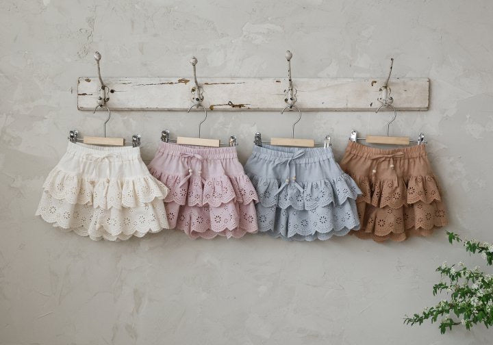 Anna Pants-FLO-11