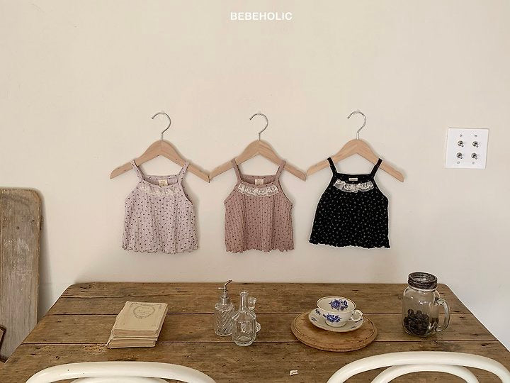 lily frill sleeveless tee / bebeholic -28
