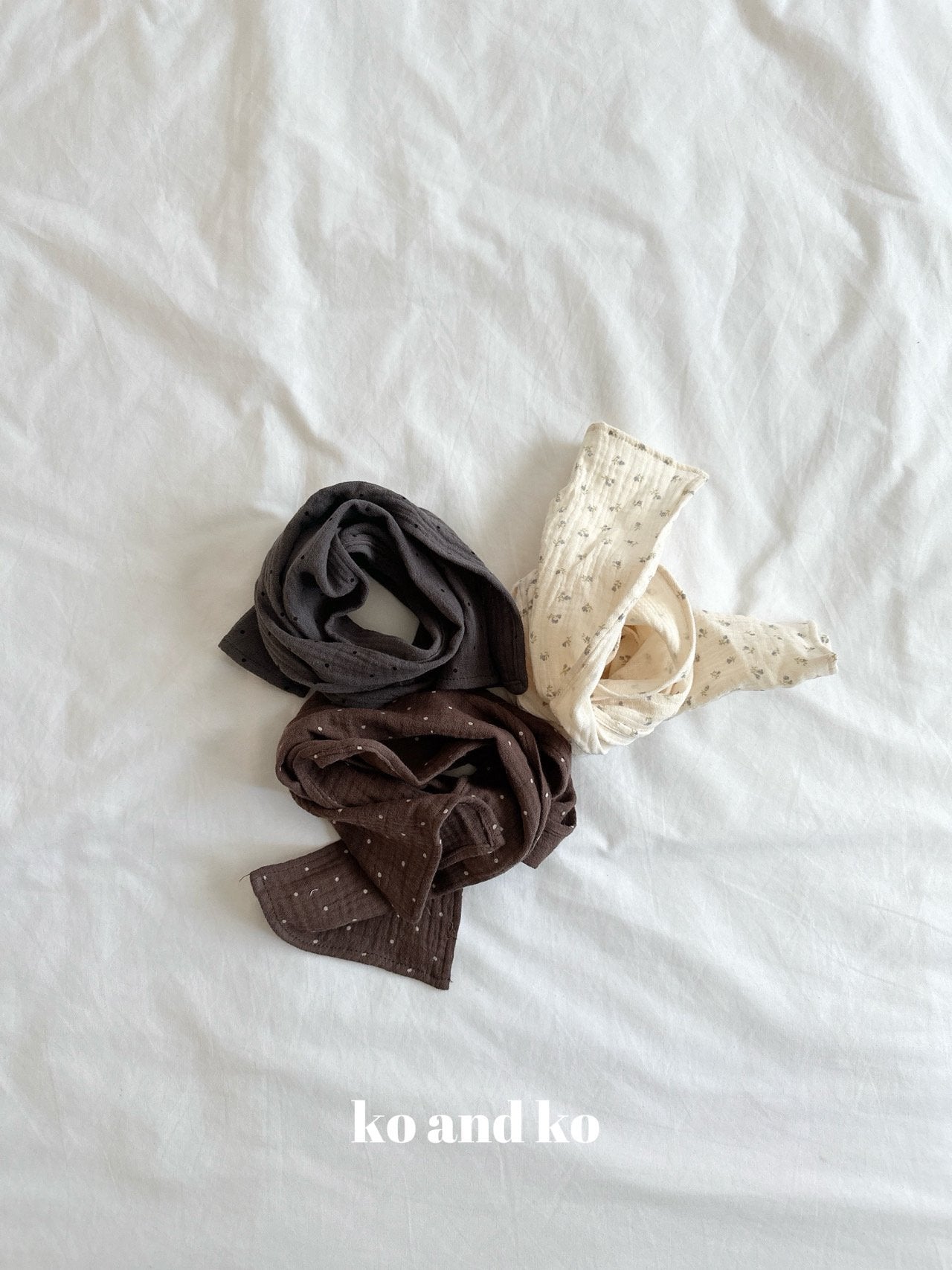 Yoru Scarf-ko and ko-4