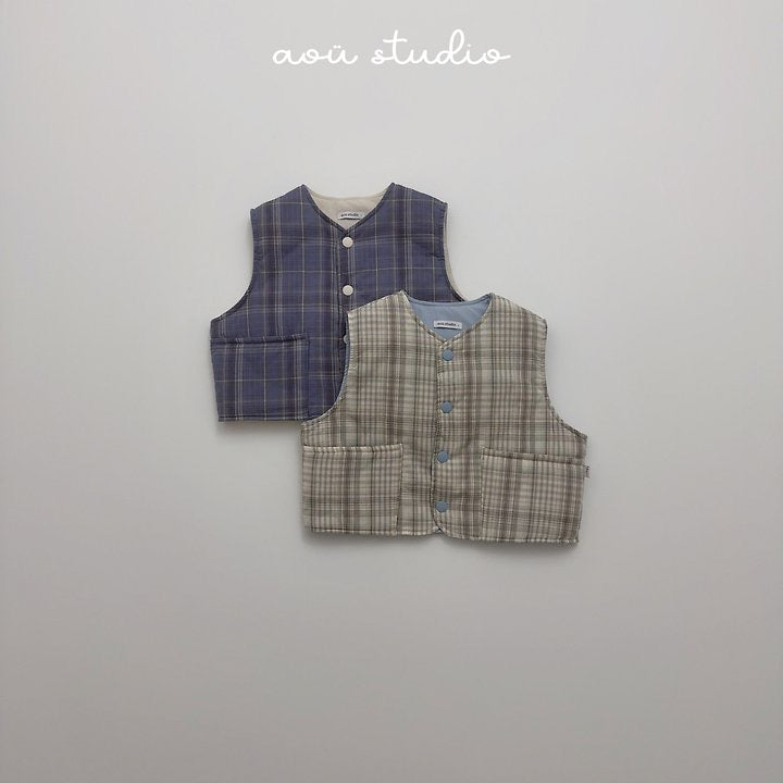 Oyu Reversible Vest-aoü studio-12