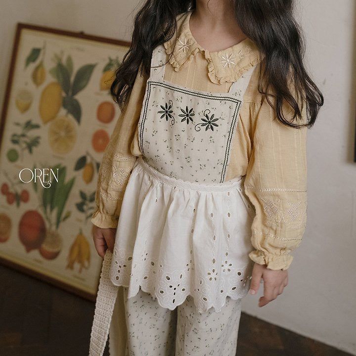 Olive Garden Lace Apron-OREN-16