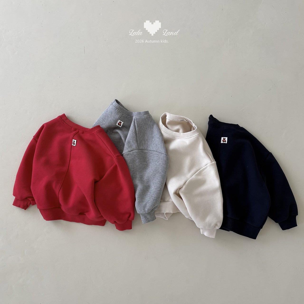 Rounded Panel Sweatshirt-lalaland-28