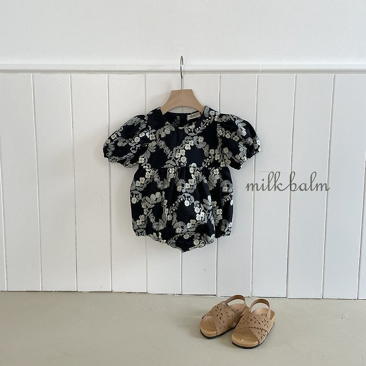 rosa embroidery suit-milkbalm-8