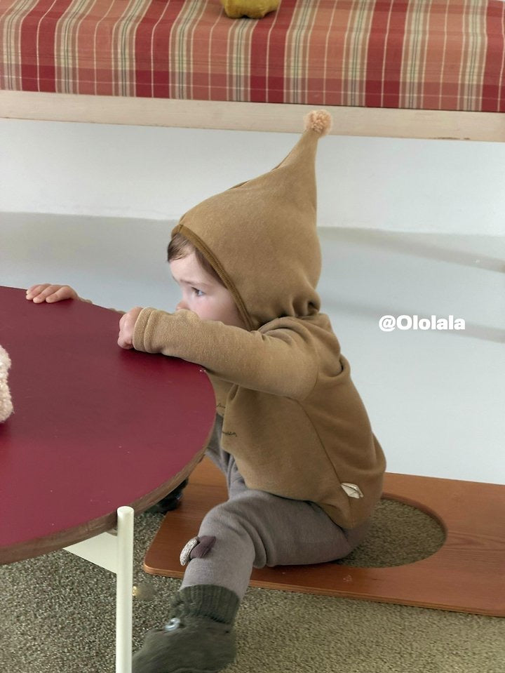 Pointed Hood Sweatshirt-ololala-54