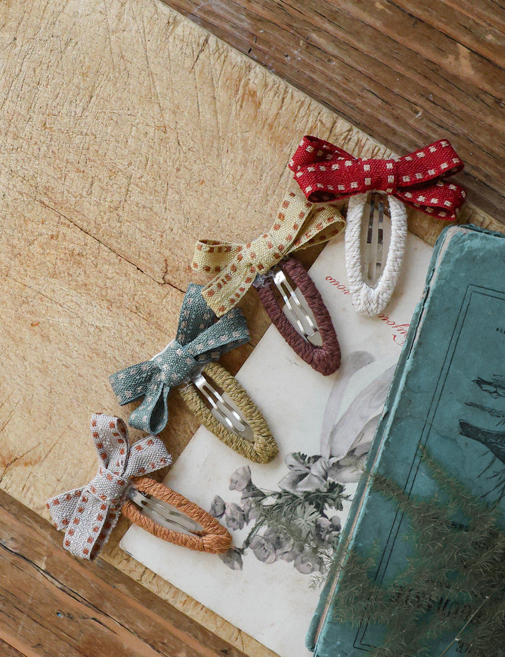 Cannele Hairpin-FLO-45