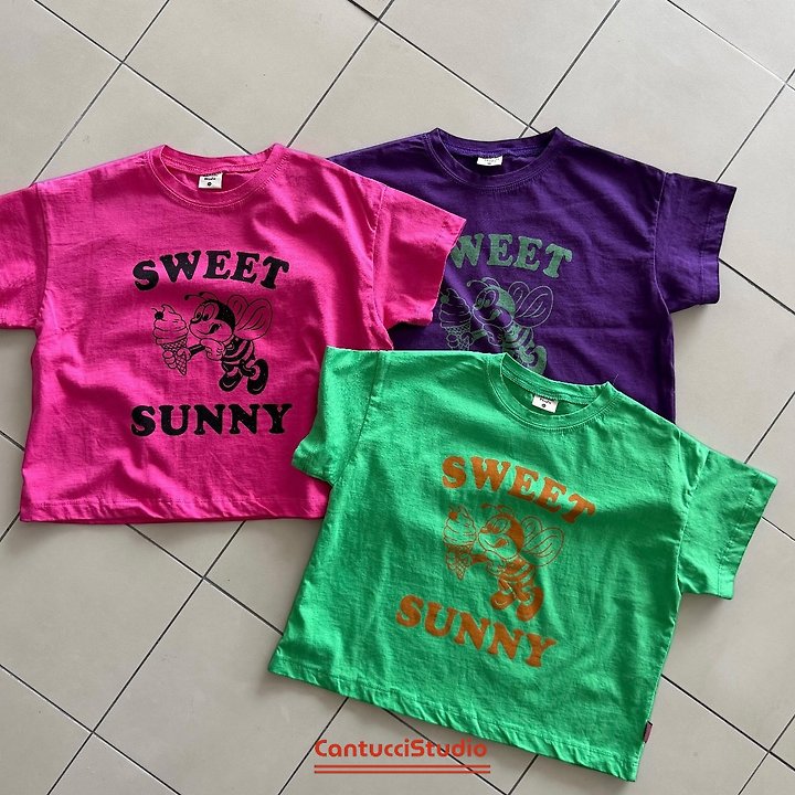 honey bee t-shirt-cantuccistudio-13