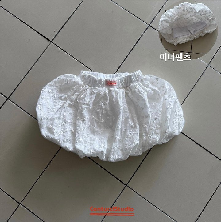 eyelet pumpkin skirt-cantuccistudio-37
