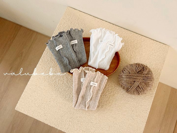 eyelet cut ruffle socks-valubebe-69