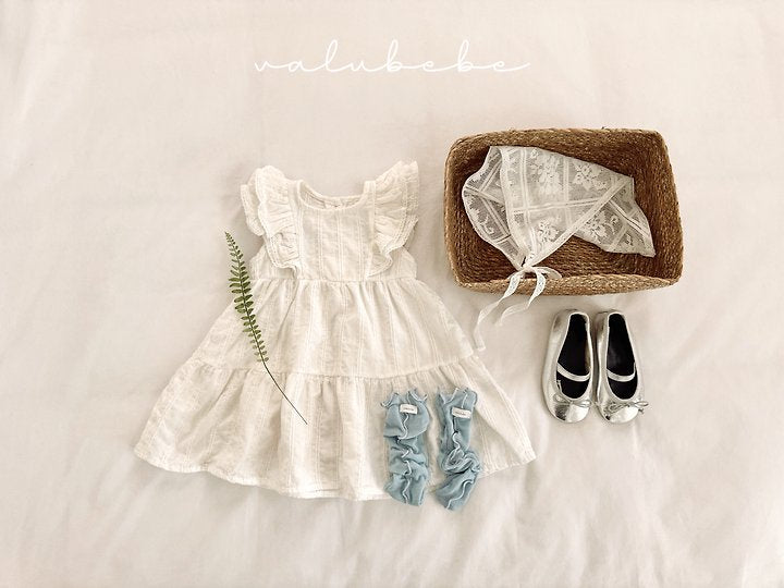 net seam ruffle socks-valubebe-9