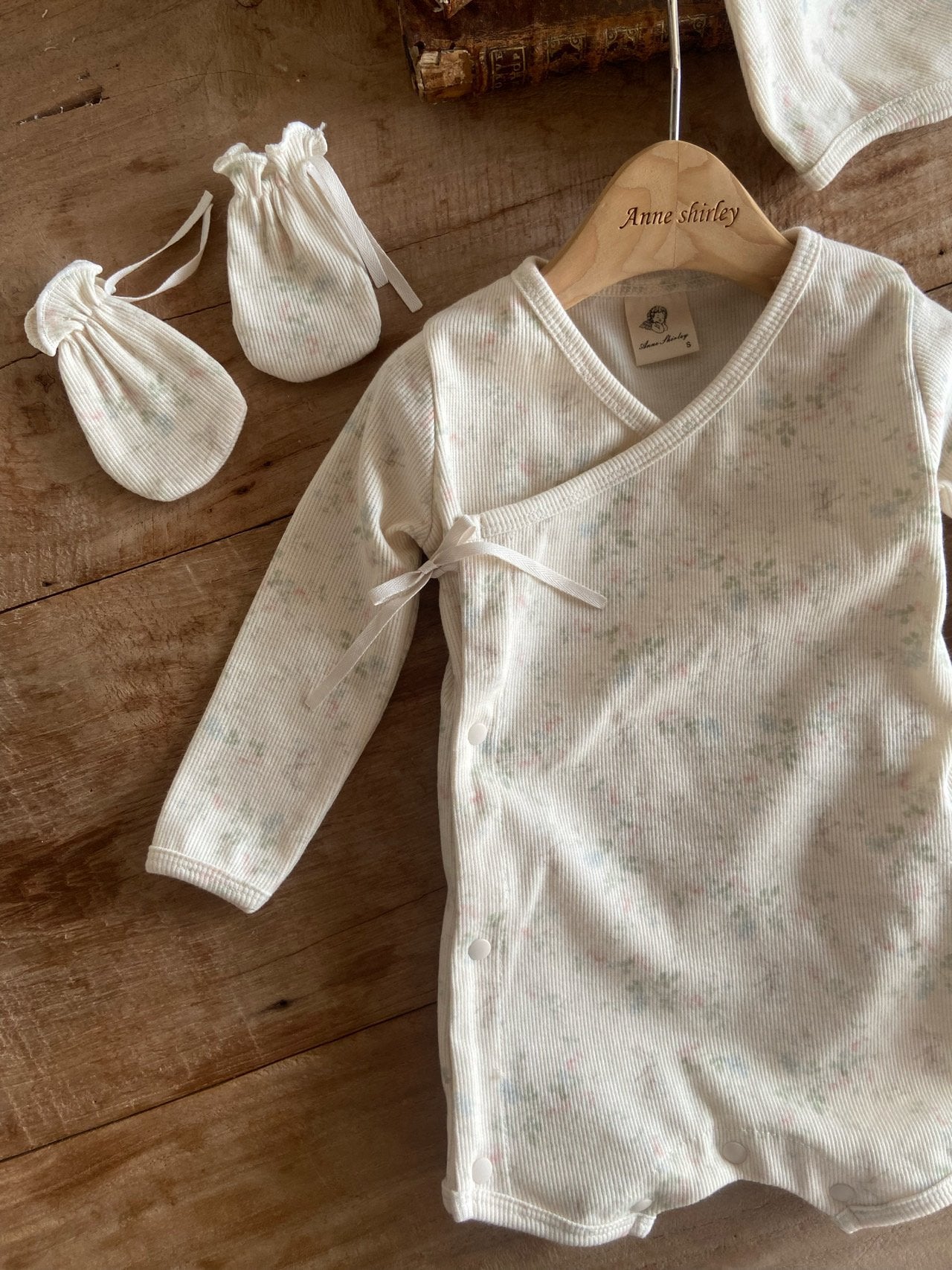 Floral Newborn Romper-Anneshirley-34