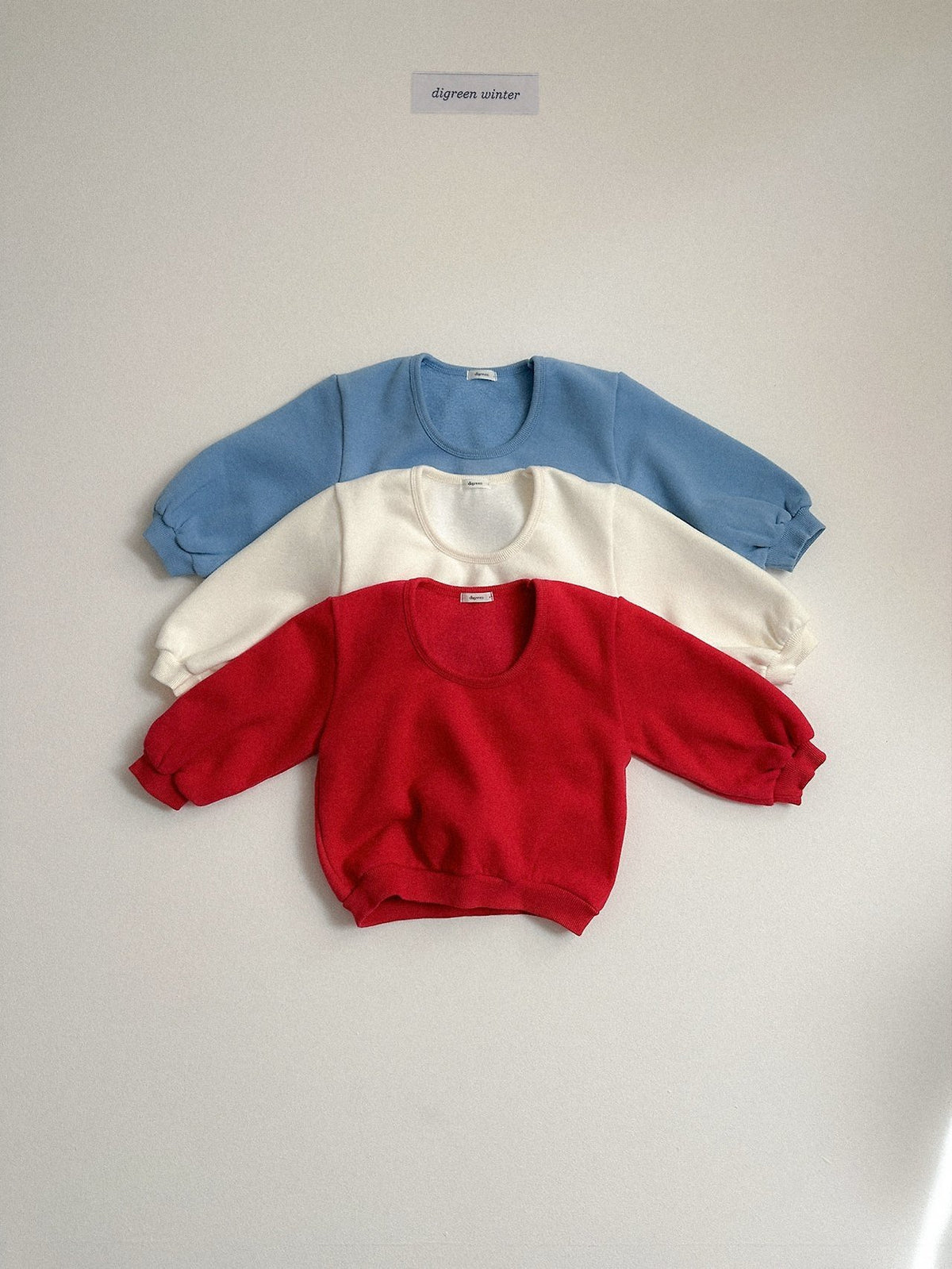 Deep U-Neck Sweatshirt-digreen-3